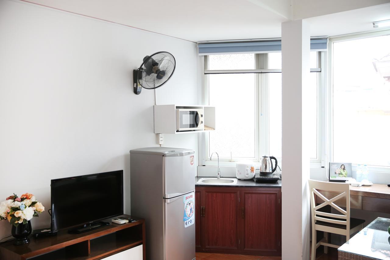 V-Studio Apartment 2 Ханой Екстериор снимка