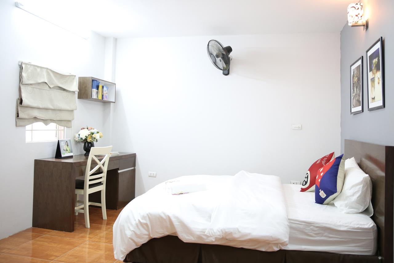 V-Studio Apartment 2 Ханой Екстериор снимка