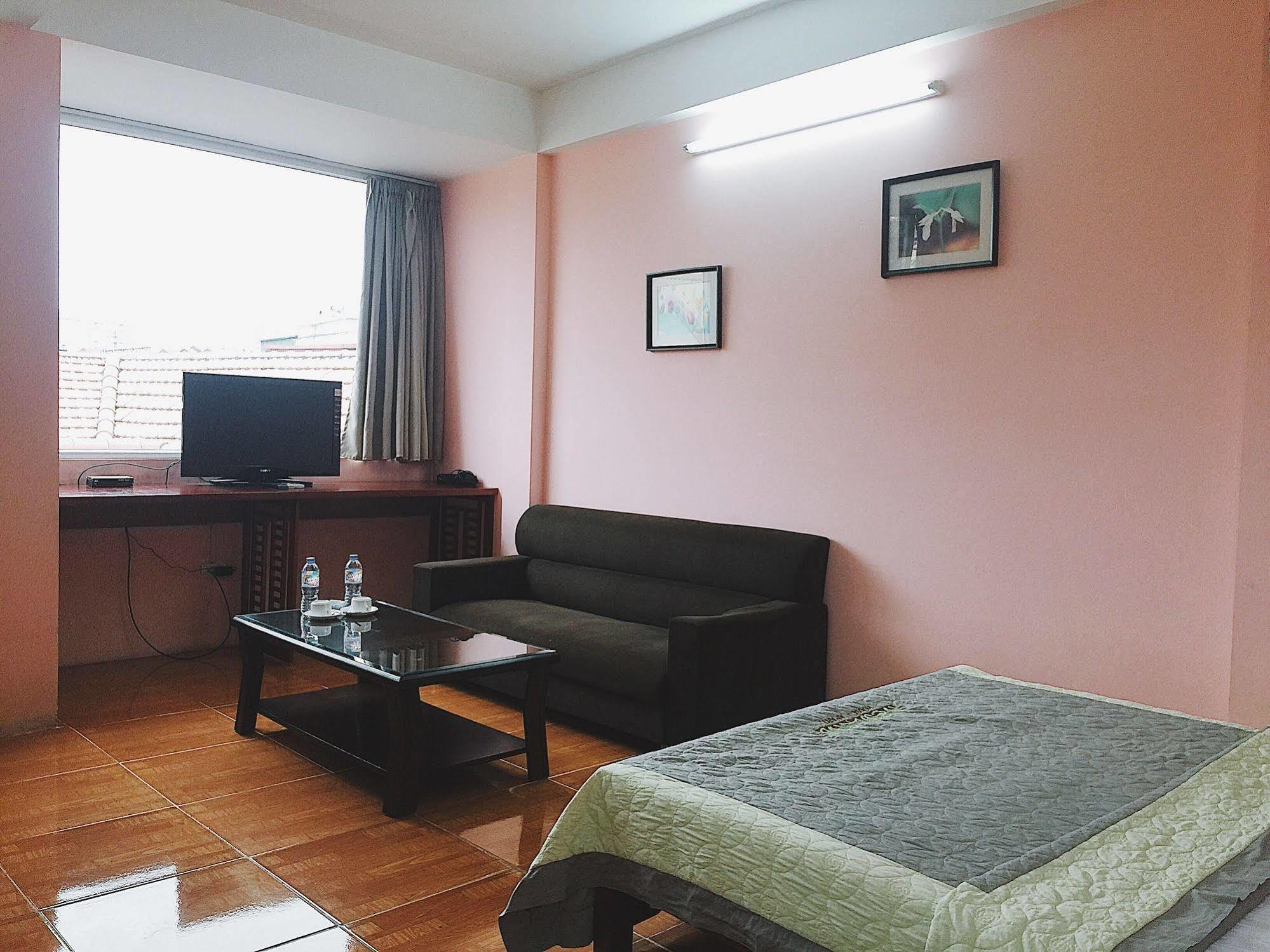 V-Studio Apartment 2 Ханой Екстериор снимка